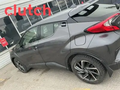 NO ACCIDENTS / CLEAN CARFAX / Auto Dimming Rearview Mirror, Front Heated Seats, Climate Control and...