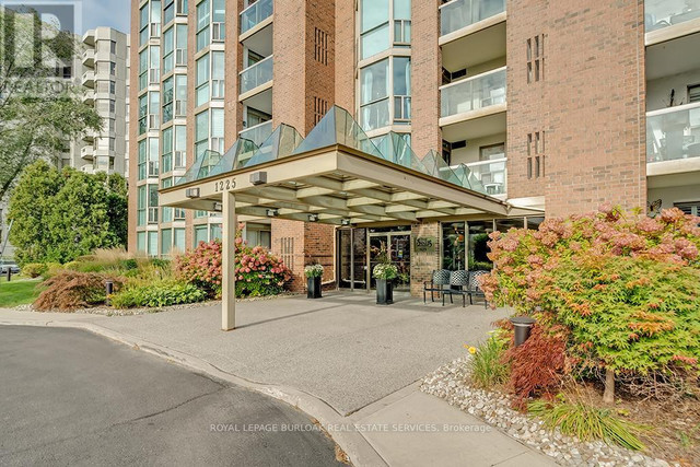 #405 -1225 NORTH SHORE BLVD E Burlington, Ontario in Condos for Sale in Oakville / Halton Region - Image 2