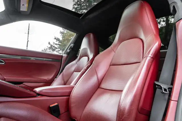 2017 Porsche 9115565647876220723229