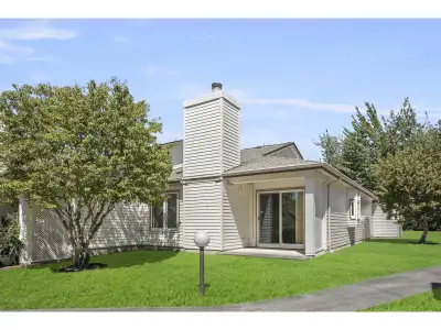 Move-in ready, beautiful and bright 2 bed, 2 bath one level rancher style townhome (no stairs) for r...