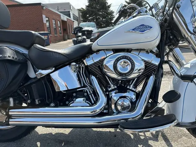 2012 Harley-Davidson Heritage Softail Classic ~ HERITAGE SOFTAIL in Street, Cruisers & Choppers in City of Toronto - Image 11