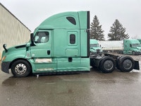 2020 FREIGHTLINER T12664ST;Heavy Duty Trucks - Conventional Truck w/ Sleeper Penske Location 525 MAC... (image 3)