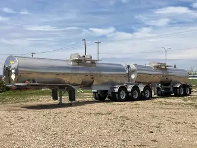 2000 Polar Super B 24,560 Liter (6,500 Gallon) Non Code Stainless Steel Insulated Tank Trailer / Sul...