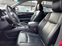 Double L Motors Ltd. FOR SALE: 2016 Nissan Pathfinder SL 4WD This Pathfinder is the perfect blend of... (image 9)