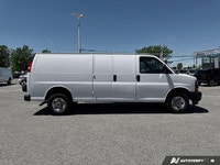 4G LTE, Easy Clean Floors, Rear Vision Camera, Power Windows, Power Doors! This 2023 GMC Savana Carg... (image 7)