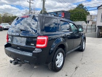 FINANCEMENT MAISON 100% APPROUVÉ AVEC 1200$ D'ACOMPTE 2010 Ford Escape XLT 4WD, Automatique. V6 3.0L... (image 4)
