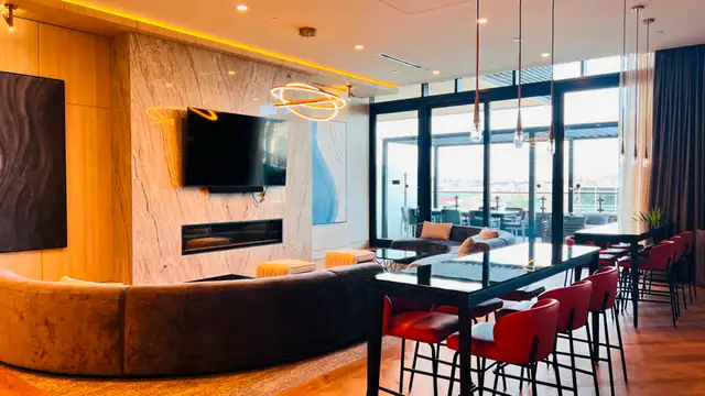 Luxury condo at Gilmore Palce by Skytrain for rent in Long Term Rentals in Burnaby/New Westminster - Image 19