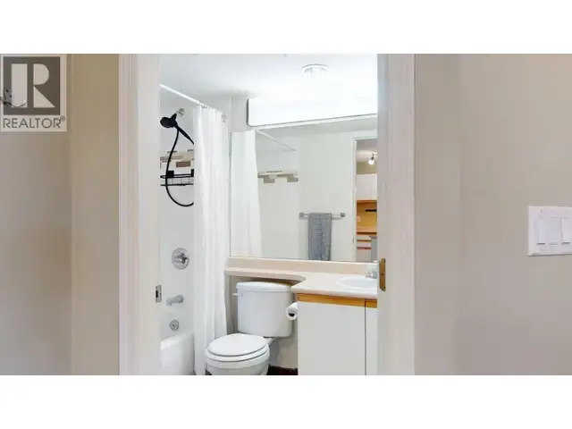 C210 40140 WILLOW CRESCENT Squamish, British Columbia in Condos for Sale in Sunshine Coast - Image 19