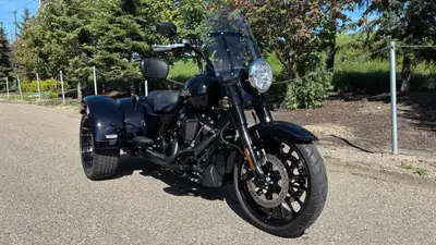 2023 Harley Davidson Freewheeler - low miles and the perfect fit to fill that open spot in your gara...