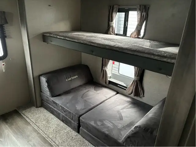 2023 Catalina 343BHTS in Travel Trailers & Campers in Sudbury - Image 22