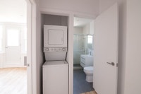 Akelius one bedroom apartment for rent. Located near De Maisonneuve in the Downtown - Guy Concordia... (image 6)