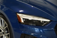 Traction intégrale Audi quattro / Ultra bas KM / Black optics / Apple Carplay + Android Auto / Toit... (image 2)
