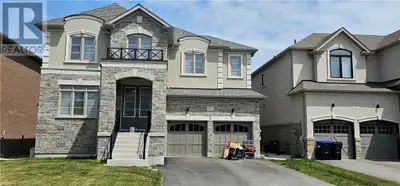 223 WARDEN Street Clearview, Ontario