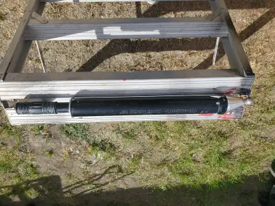 24'' Columbia Cam Lock Tube drywall taper, View more