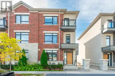 Spacious 4 Bedrooms With Double Car Garage Townhouse Located At High Demand Area Hwy7/Bayview, Appro...