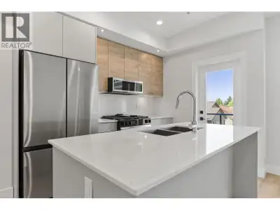 Welcome to Rydge, a nature-inspired community of 61 three- and four-bedroom townhomes in Maple Ridge...