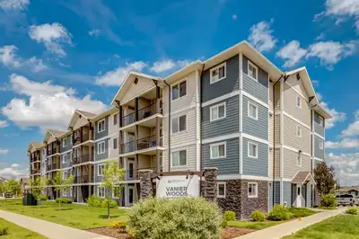 Apartments with In Suite Laundry - Vanier Woods - Apartment for