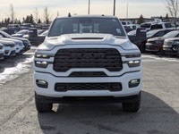 This Ram 3500 has a strong Intercooled Turbo Diesel I-6 6.7 L/408 engine powering this Automatic tra... (image 2)