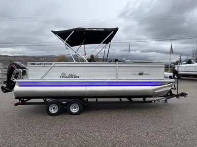The All New Look 2026 Sun Tracker Party Barge RF 22 DLX - Best Pontoon Boat $80,995 -$6,000 [ Super...