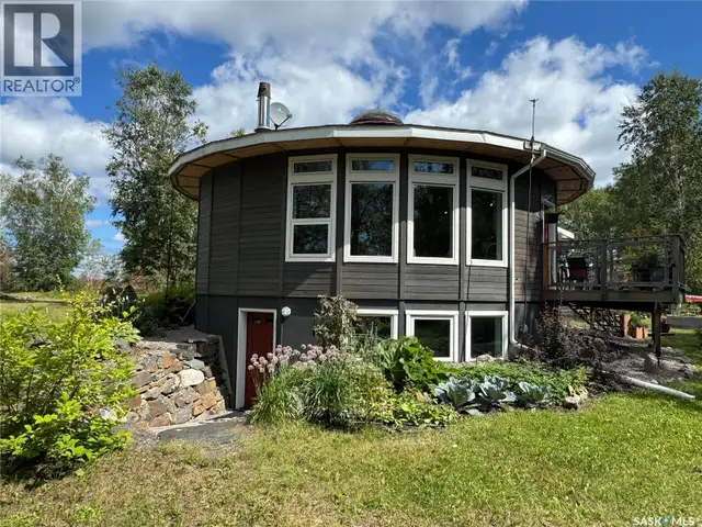 Lakefront Round House Northern Admin District, Saskatchewan in Houses for Sale in La Ronge - Image 18