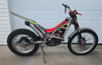 Sherco ST 250 2019 (20 th anniversaire) , Impeccable, Proprietaire 66 ans, Aucune competition ou ran...
