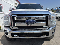 LARIAT | 6.7L DIESEL | CREW CAB | 4X4 This 2015 Ford F-350 Super Duty LARIAT combines serious towing... (image 2)