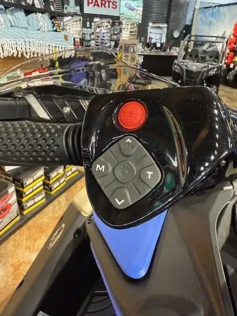 2025 Sea Doo Spark 1up Trixx w/Sound in Personal Watercraft in St. Albert - Image 6