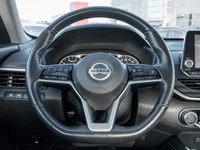 Come see this 2022 Nissan Altima 2.5 Platinum before someone takes it home! *Get Your Money's Worth... (image 7)