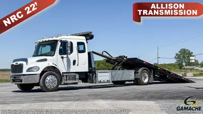 Heavy truck / Camion lourd - # STOCK: C-37448 2020 FREIGHTLINER M2 106 REMORQUEUSE / TOWING 2020 FRE...