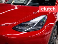 NO ACCIDENTS / CLEAN CARFAX / 1 OWNER / Rear Heated Seats, Climate Control, Touchscreen Display and... (image 7)