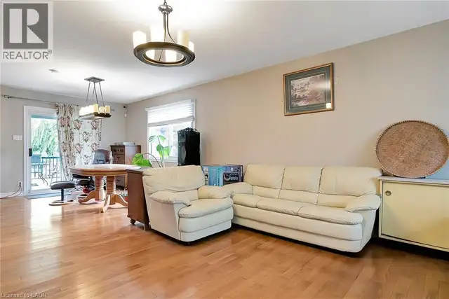 1392 DOON VILLAGE Road Kitchener, Ontario in Houses for Sale in Kitchener / Waterloo - Image 5