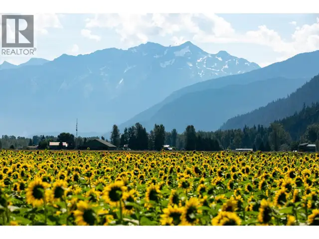 7634 SEVEN O'CLOCK DRIVE Pemberton, British Columbia in Land for Sale in Whistler - Image 29