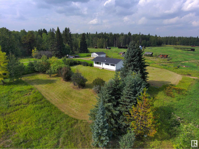 6014 TWP RD 530 Rural Parkland County, Alberta in Houses for Sale in St. Albert