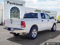 This Ram 1500 Classic boasts a Regular Unleaded V-8 5.7 L/345 engine powering this Automatic transmi... (image 5)