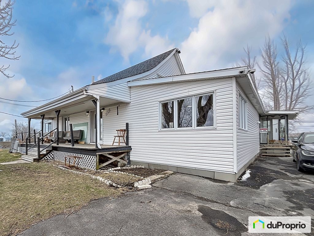 $899,000 - 1 1/2 Storey for sale in Varennes — photo 2