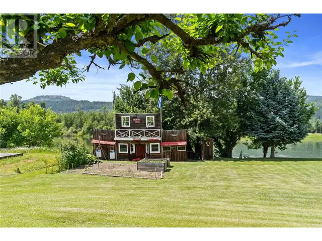 7088 97A Highway Grindrod, British Columbia in Houses for Sale in Vernon - Image 39
