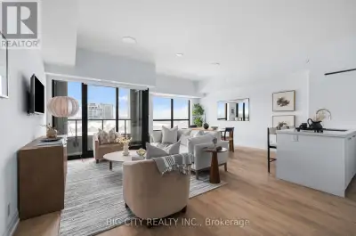 Welcome To 36 Brentcliffe Luxury Rentals! Come Home To A Spacious 2 Bed, 3 Bath Apartment With Beaut...