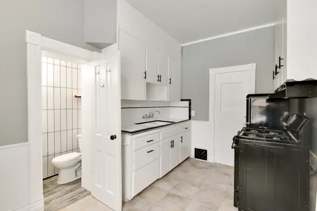 1 Bed / 1 Bath Main Floor Apartment for Rent in London, ON: $1,1 in Long Term Rentals in London - Image 10