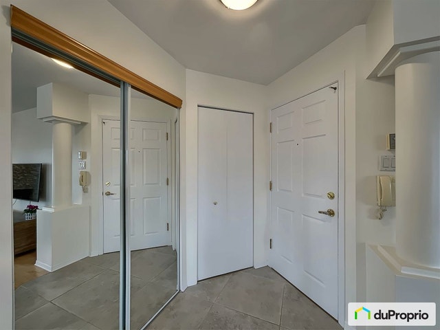 $380,000 - Condominium for sale in Chomedey — photo 2