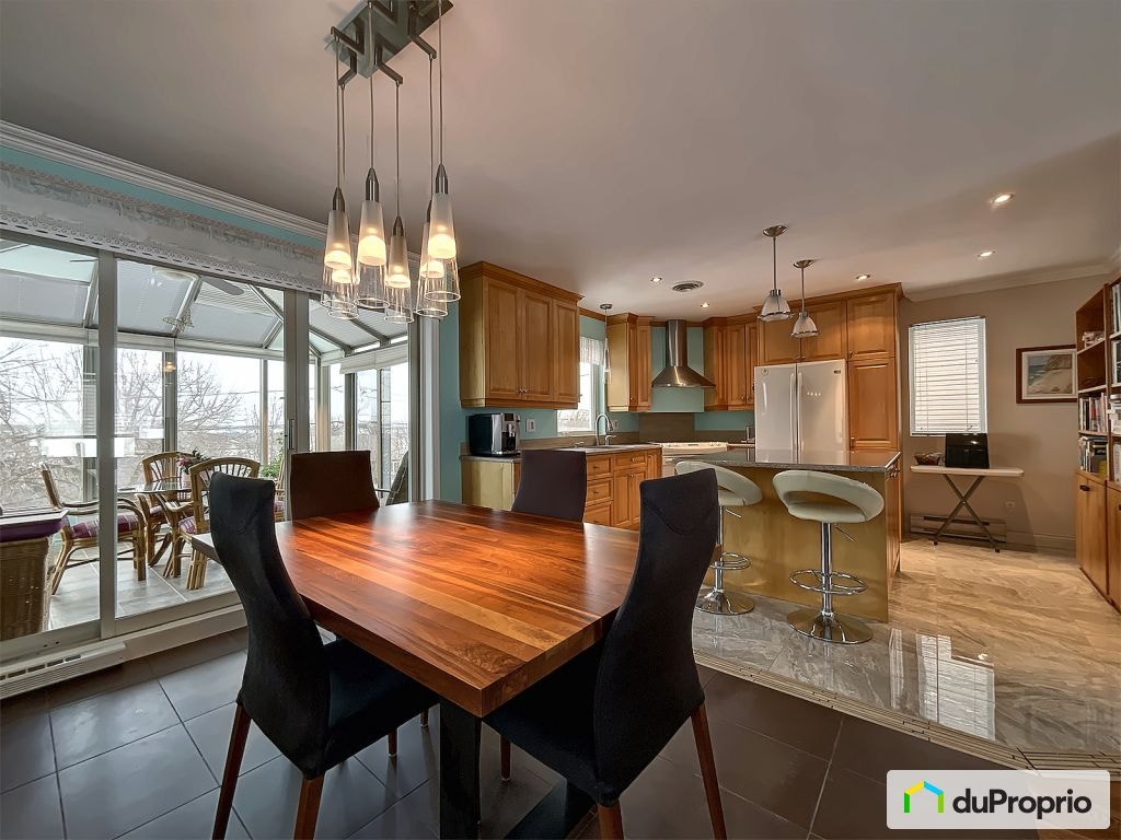$559,000 - 2 Storey for sale in Boischatel — photo 1