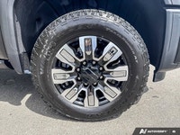 4WD Crew Cab 159 Denali ... Engine: Turbocharged Diesel V8 6.6L/ Safety Equipment StabiliTrak, stabi... (image 8)