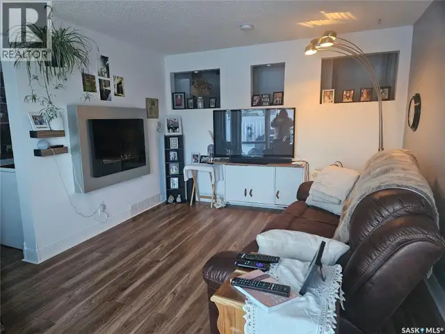 5 1292 Gordon ROAD Moose Jaw, Saskatchewan in Condos for Sale in Moose Jaw - Image 3