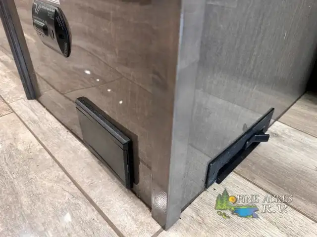 2021 Entegra Coach Anthem 44F only 35K Miles in RVs & Motorhomes in Moncton - Image 41