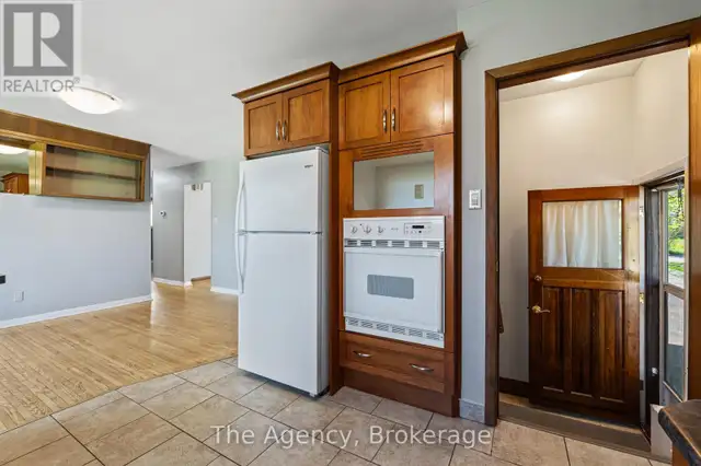 17 VICTOR BOULEVARD St. Catharines (Glendale/Glenridge), Ontario in Houses for Sale in St. Catharines - Image 9