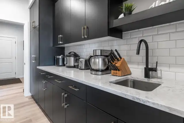 338 CANTER WD Sherwood Park, Alberta in Houses for Sale in Strathcona County - Image 10