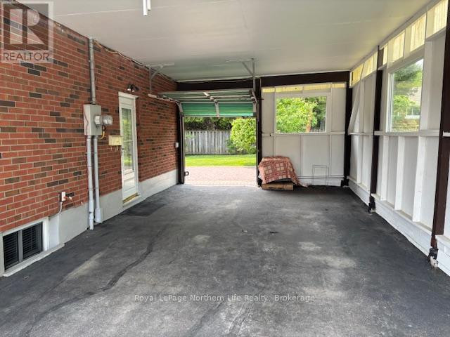865 CLARENCE STREET North Bay (West End), Ontario in Houses for Sale in North Bay - Image 4