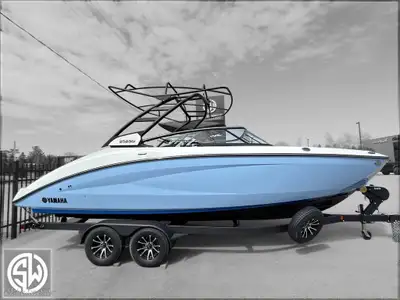 2026 Yamaha 252SD 4 cylinders, Gasoline, Number of Passengers: 12, Width: 8.60, Hull Material: Fiber...