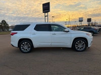 Sunroof, Cooled Seats, Navigation, Leather Seats, Heated Seats! The refined and comfortable interior... (image 3)