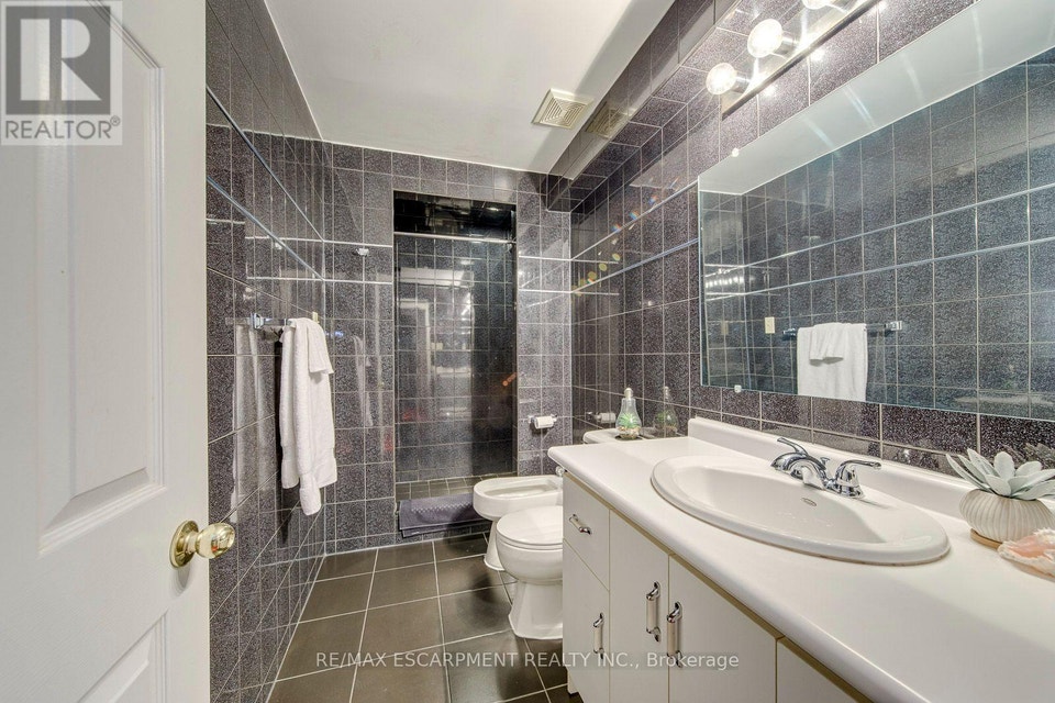 2442 Wynten Way Oakville (CV Clearview), Ontario, photo 39 of 40