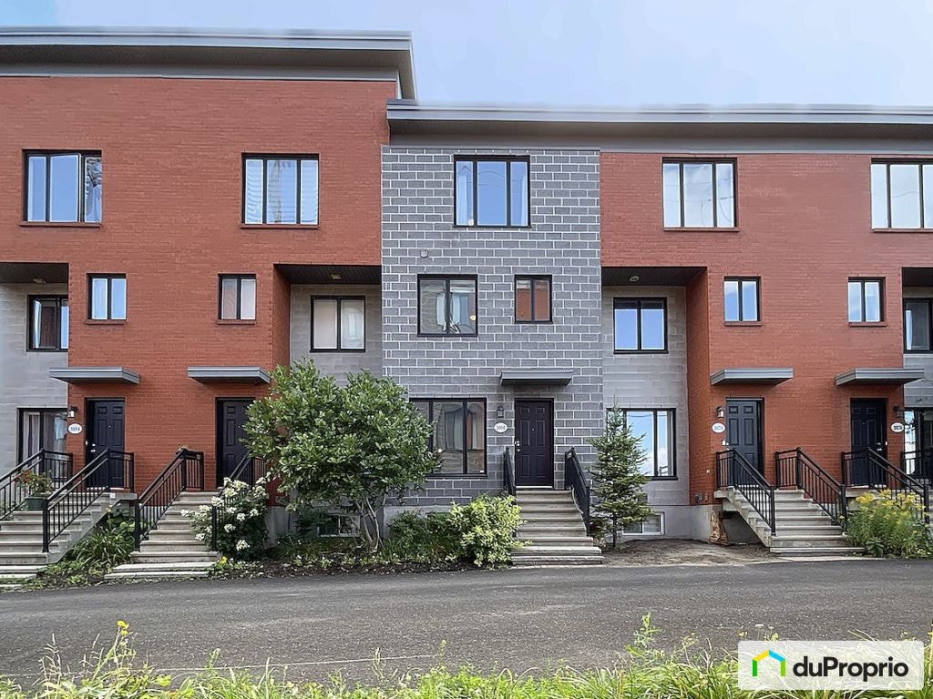 $795,000 - Townhouse in Mercier / Hochelaga / Maisonneuve — photo 1